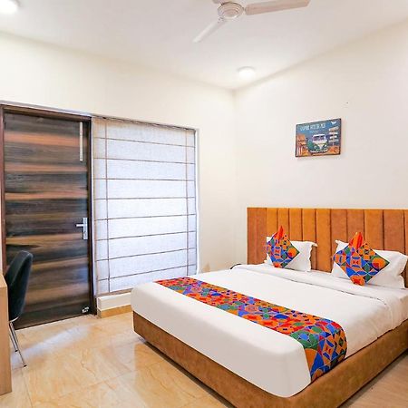 Fabhotel Ab Inn Huda City Center Gurgaon Exterior foto
