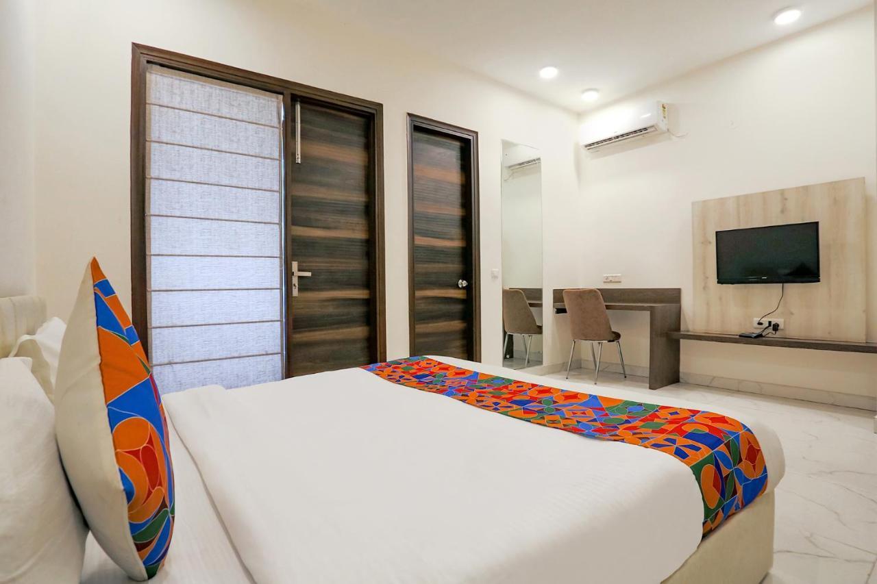 Fabhotel Ab Inn Huda City Center Gurgaon Exterior foto